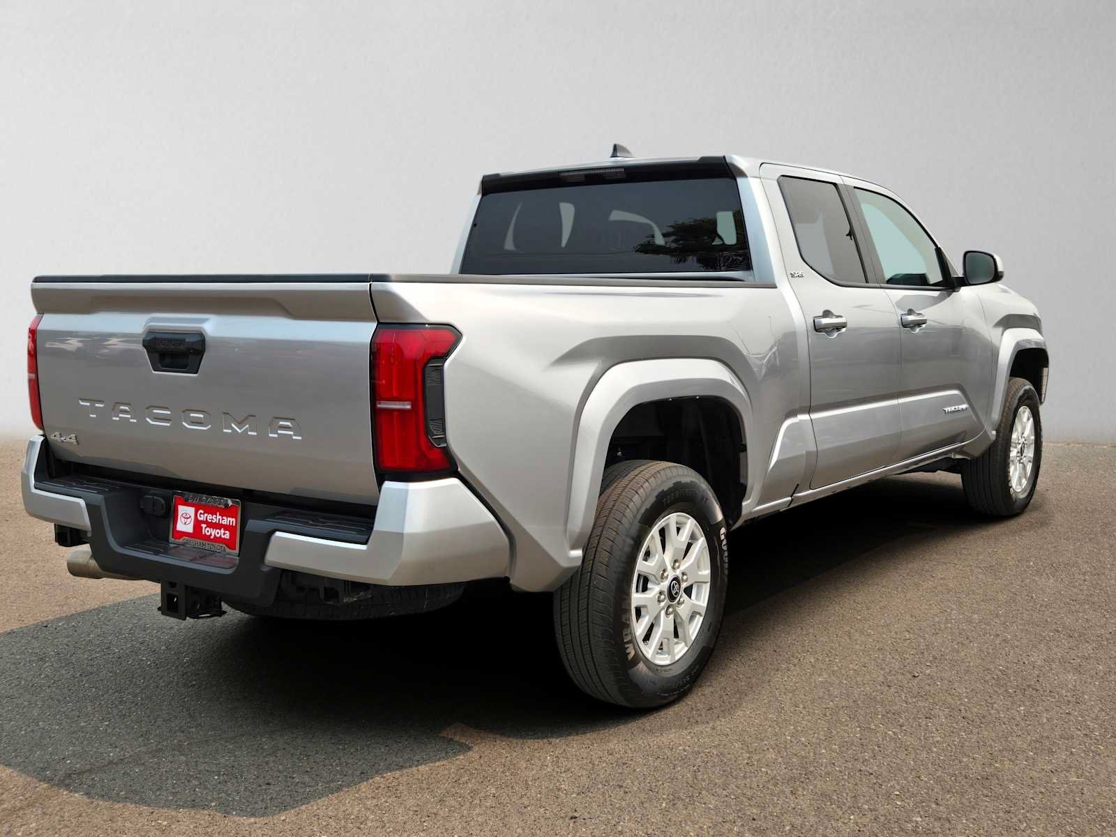 Certified 2026 Toyota Tacoma SR5 AWD/4WD image 3