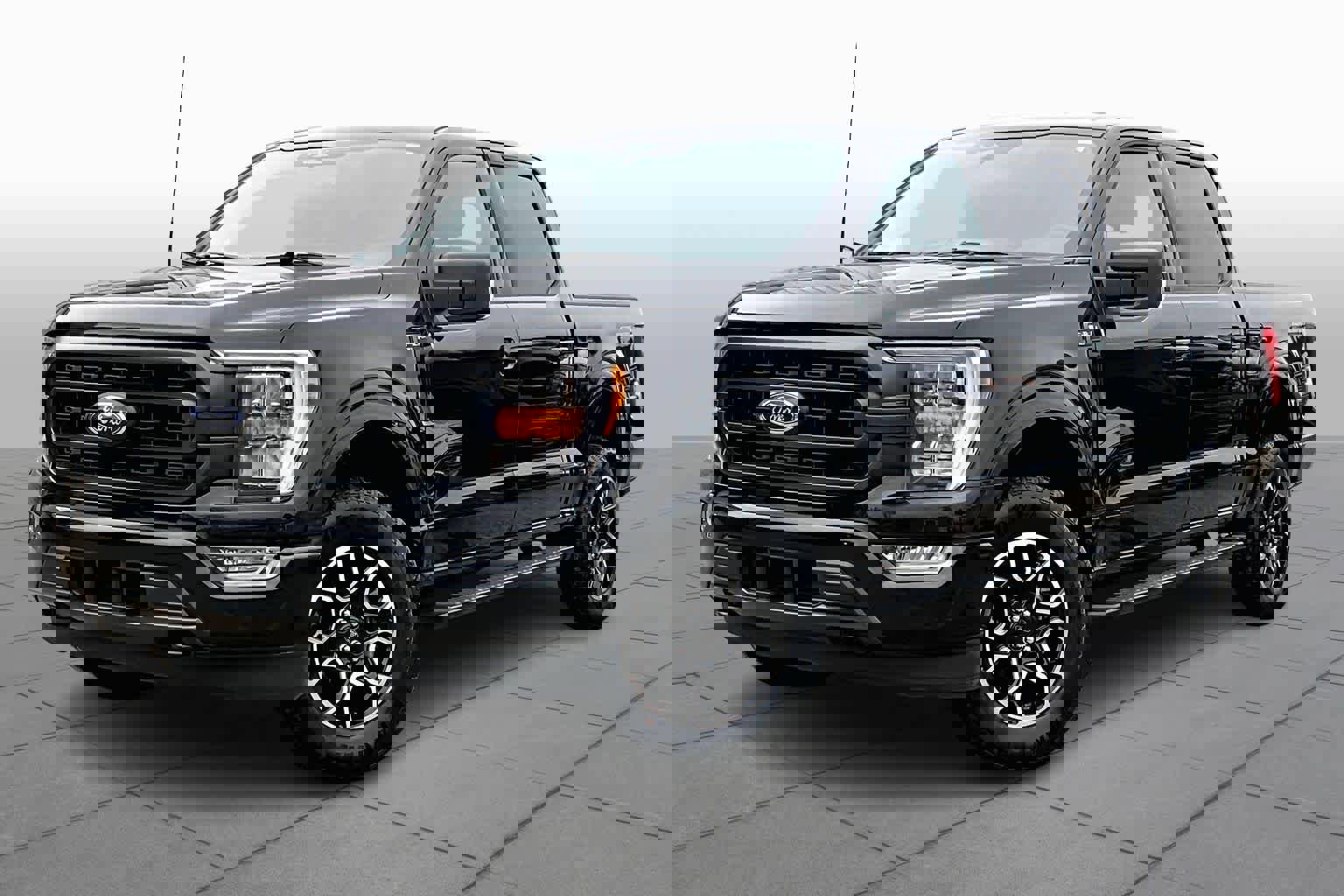 Certified 2022 Ford F150 XLT w/ Equipment Group 302A High image 35