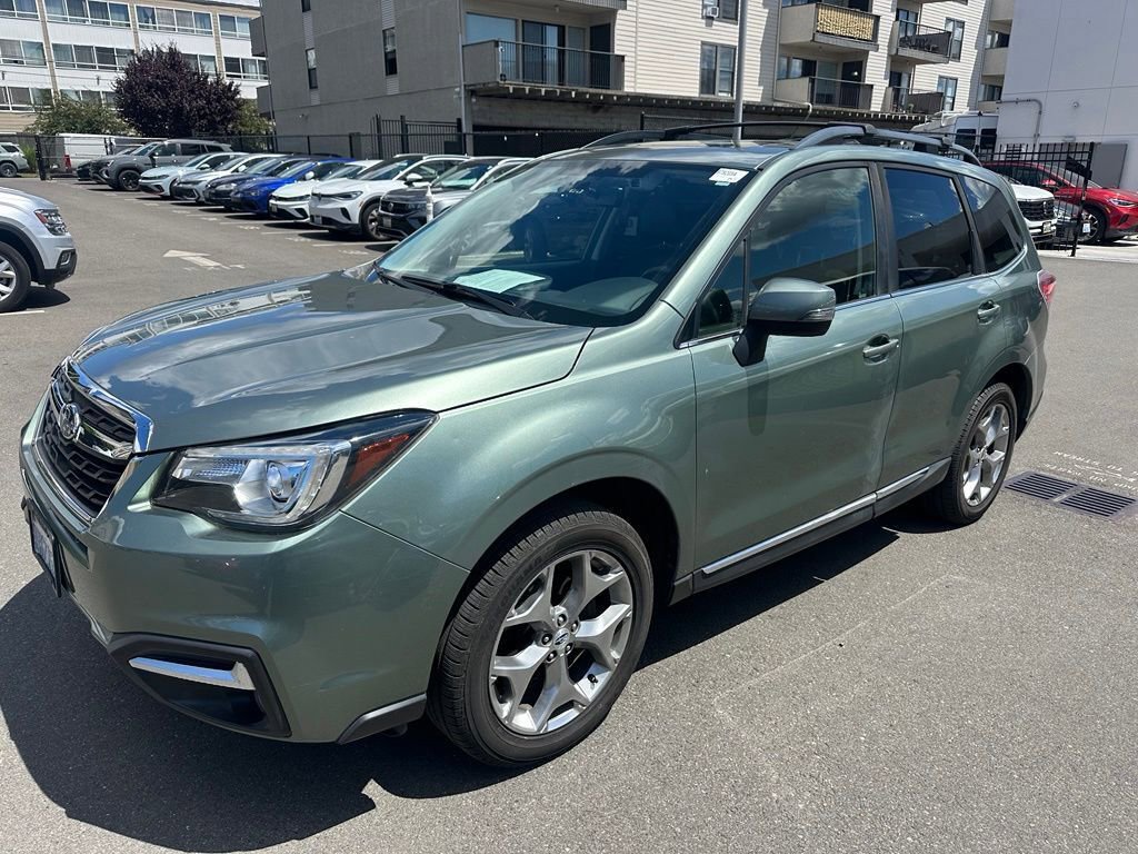 Used 2017 Subaru Forester 2.5i Touring AWD/4WD image 3