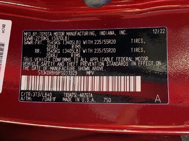 Used 2023 Toyota Highlander Limited AWD/4WD image 35