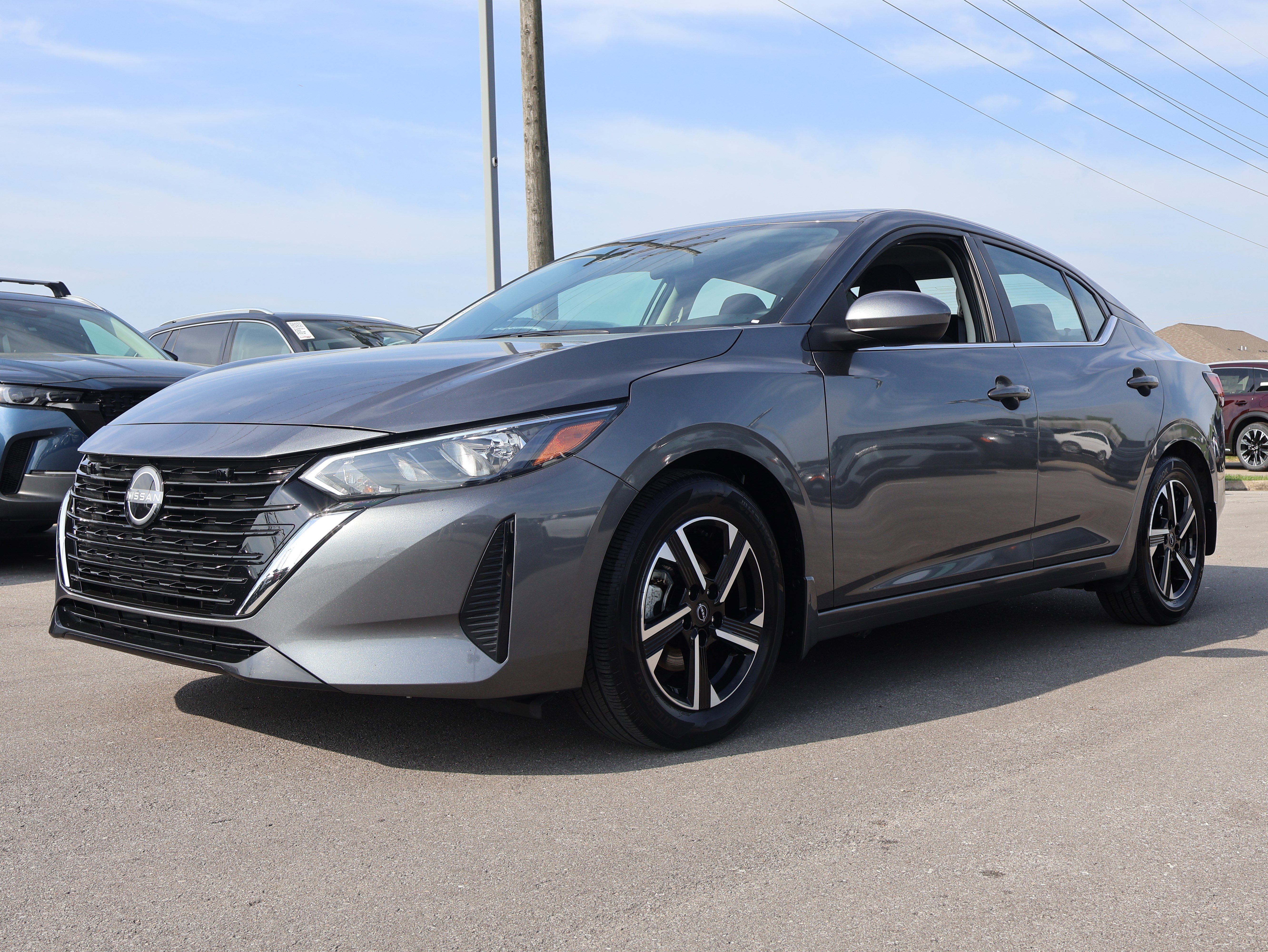Used 2024 Nissan Sentra SV w/ Lighting Package image 3