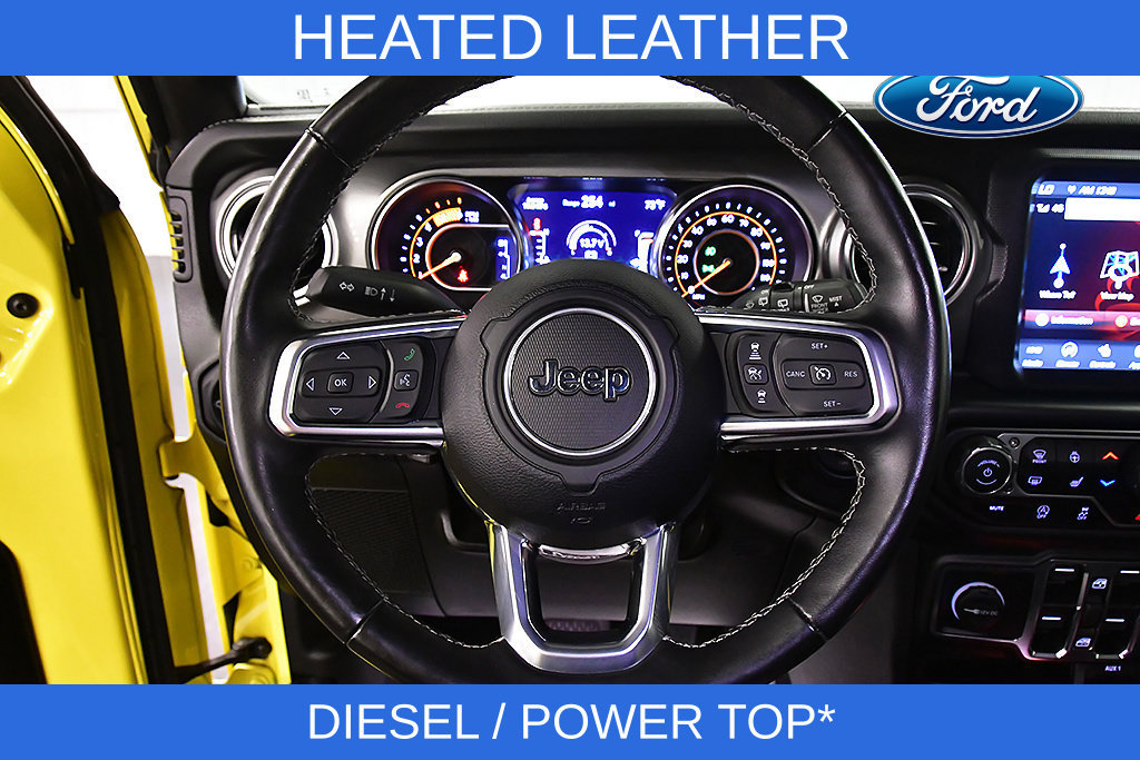 Used 2023 Jeep Wrangler Unlimited Sahara w/ LED Lighting Group AWD/4WD image 16