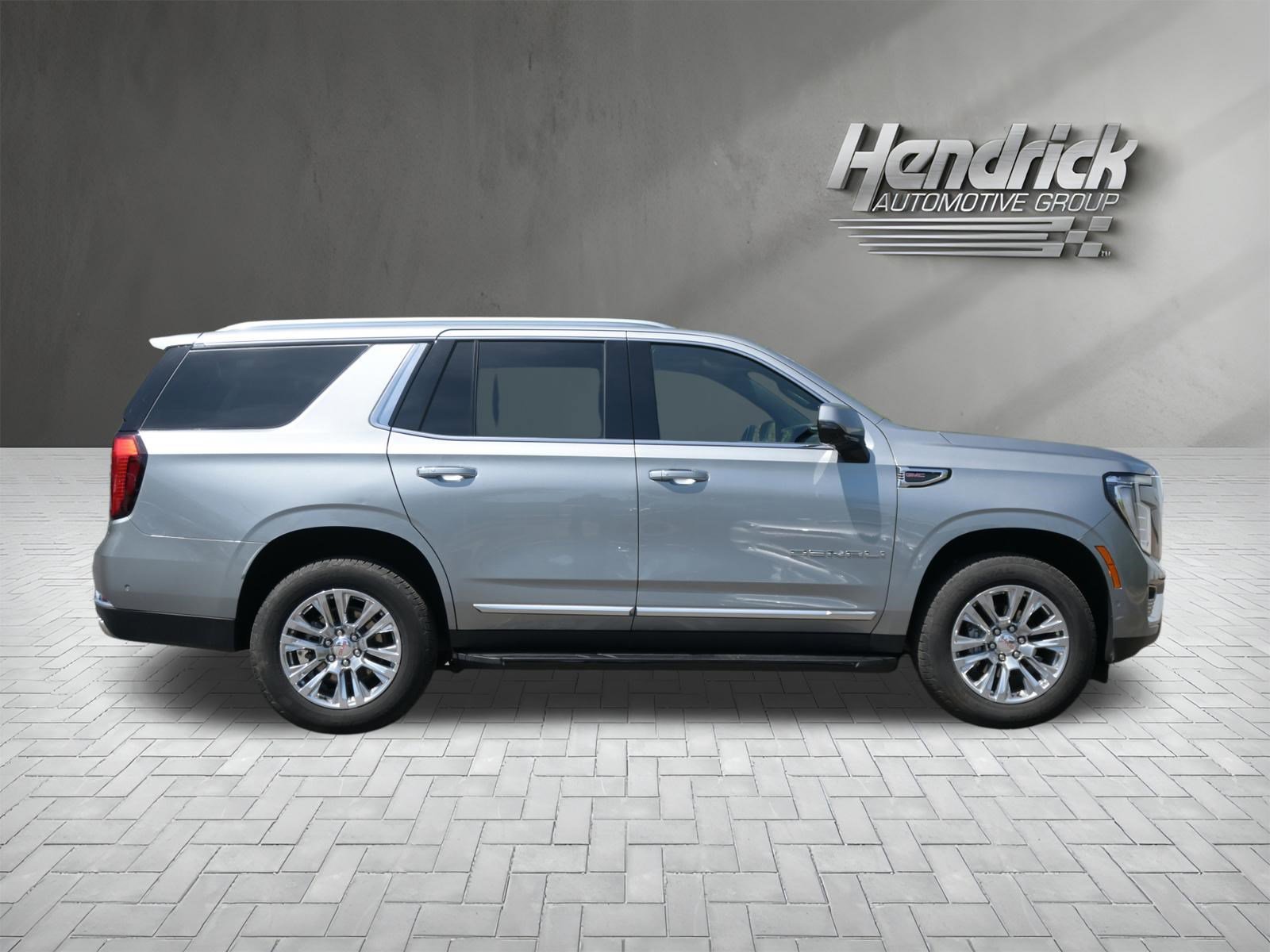 Used 2025 GMC Yukon Denali image 10