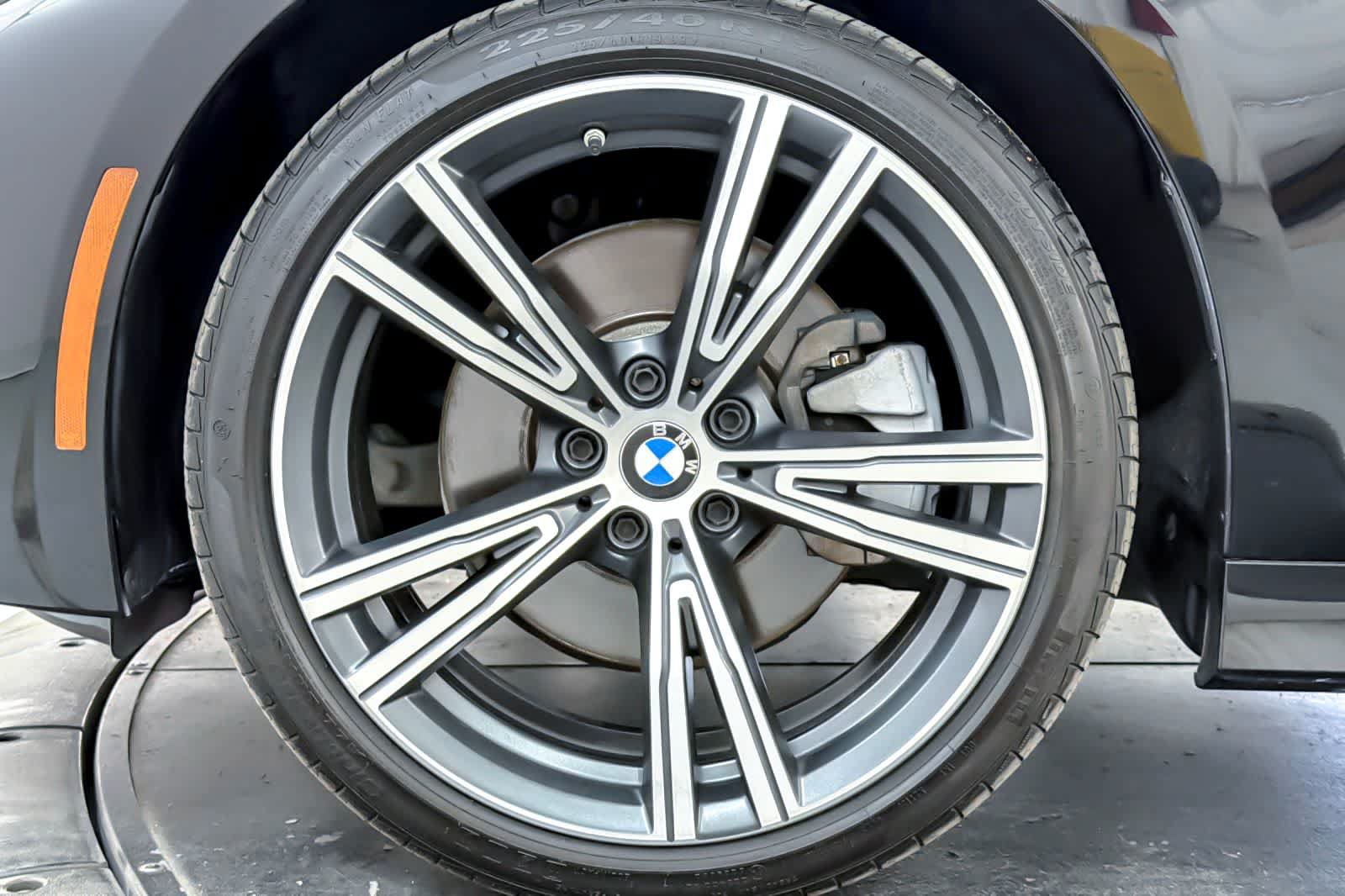Used 2021 BMW 330i Sedan w/ Premium Package RWD image 26
