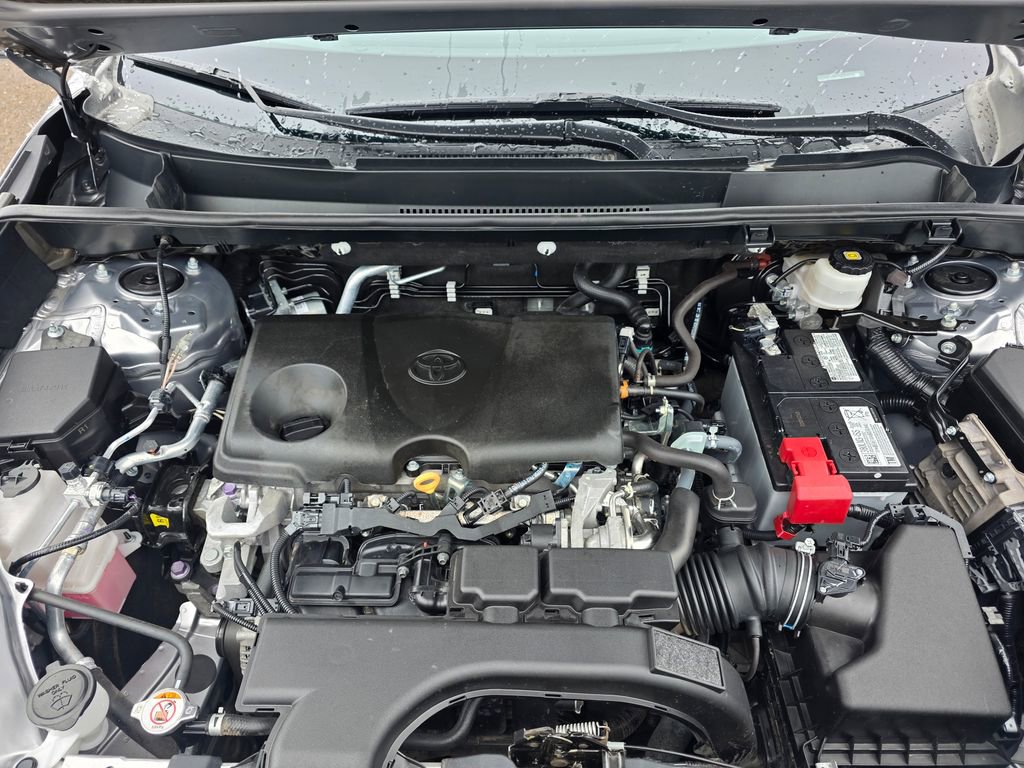 Used 2021 Toyota RAV4 XLE w/ XLE Grade Weather Package image 25