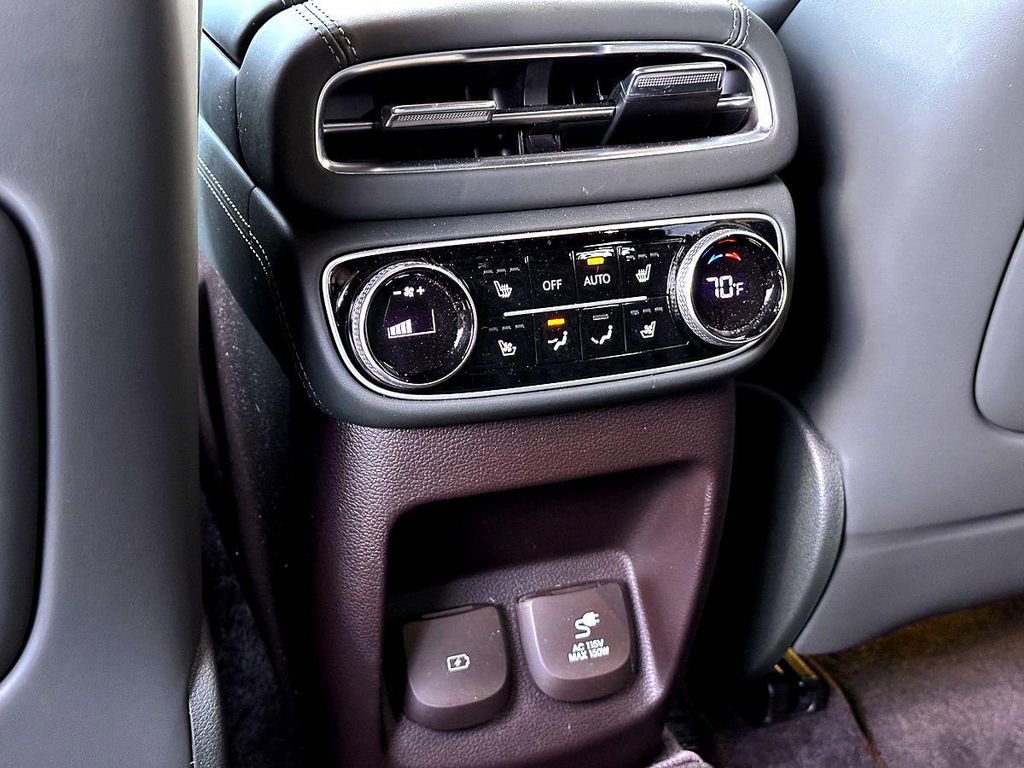 Used 2023 Genesis GV80 3.5T w/ Prestige Package image 23