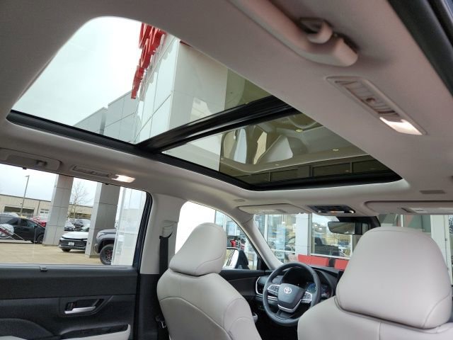 Certified 2026 Toyota Grand Highlander XLE image 29