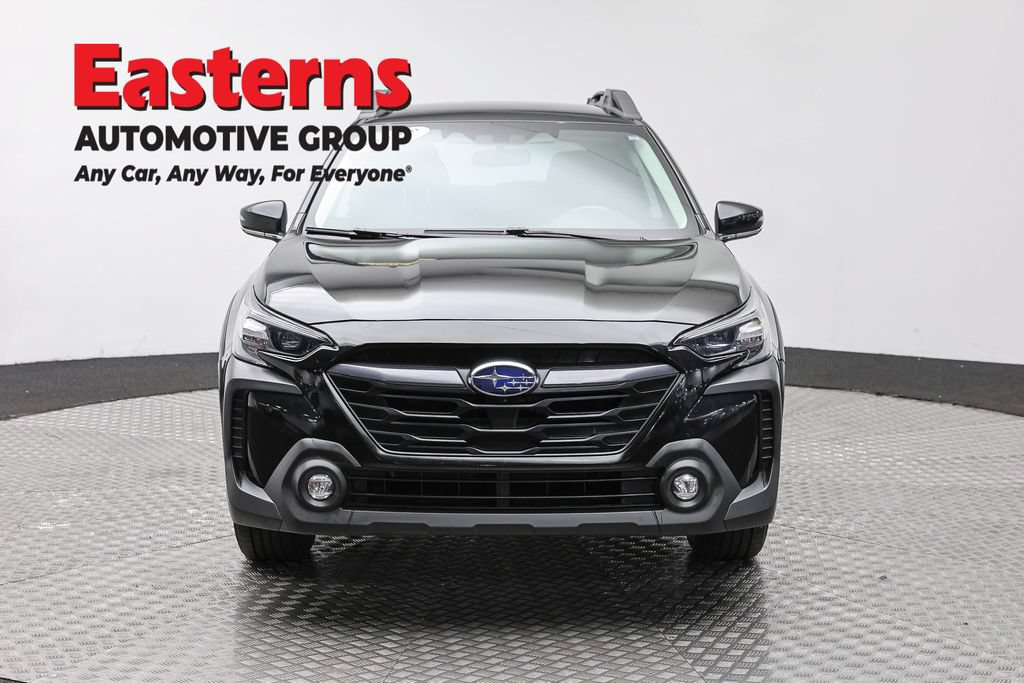 Used 2023 Subaru Outback Premium AWD/4WD image 2