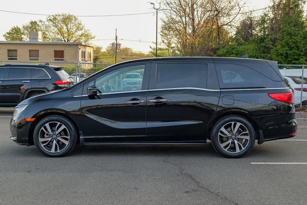 Used 2023 Honda Odyssey Touring image 4