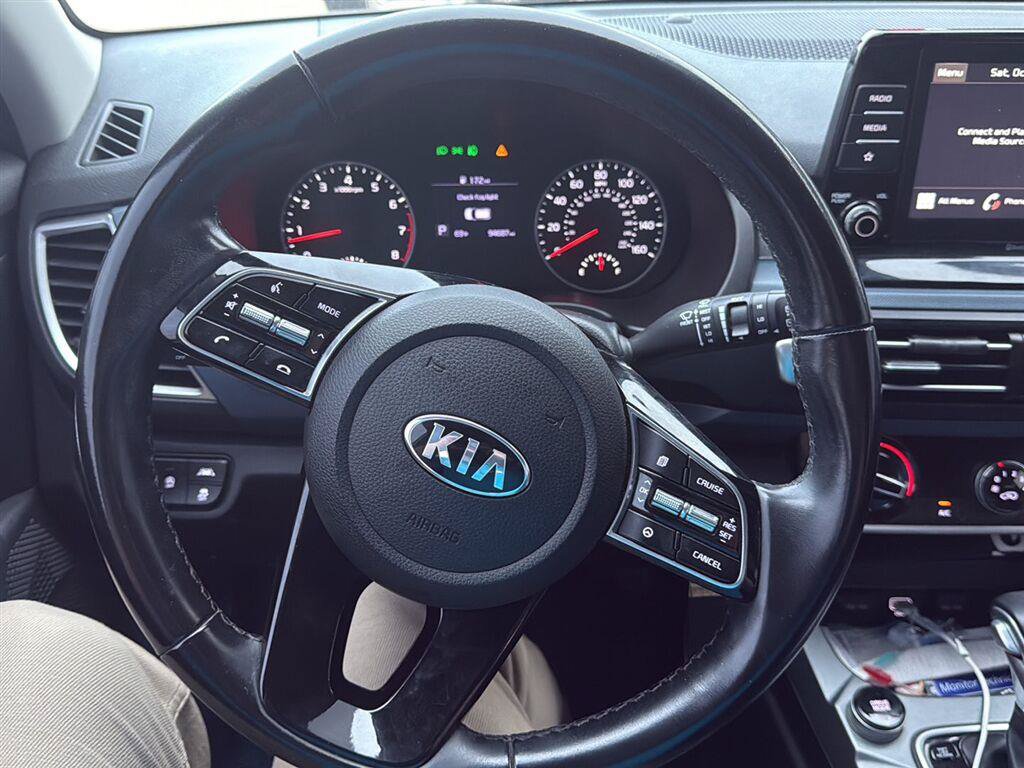 Used 2021 Kia Seltos S AWD/4WD image 7