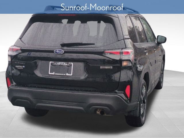 Used 2025 Subaru Forester Premium image 3