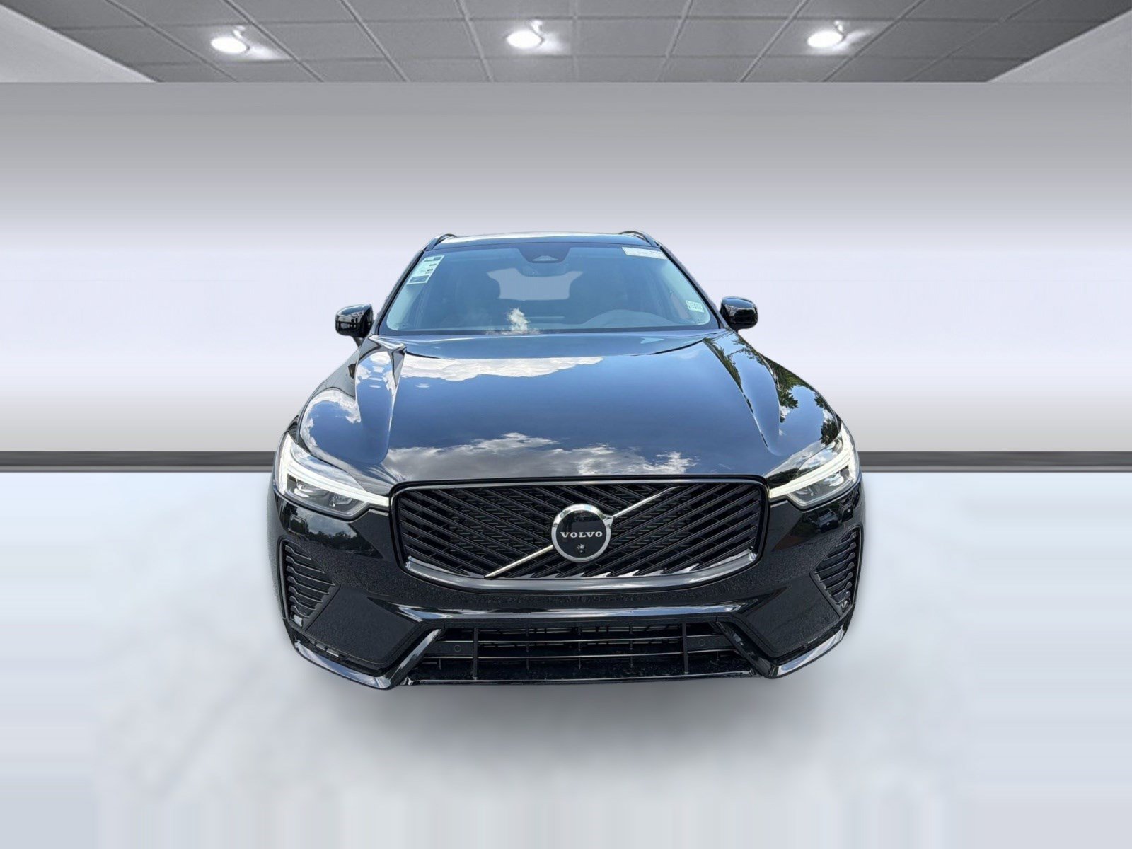 New 2026 Volvo XC60 B5 Plus w/ Climate Package AWD/4WD image 6