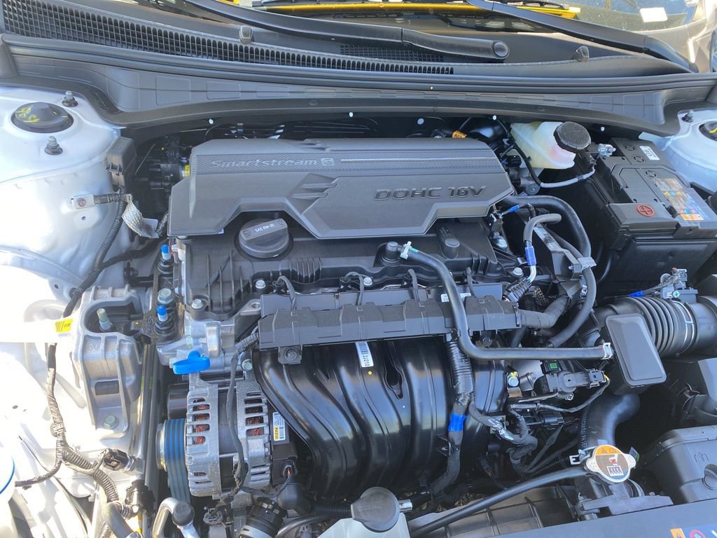 New 2026 Hyundai Elantra Sport FWD image 14