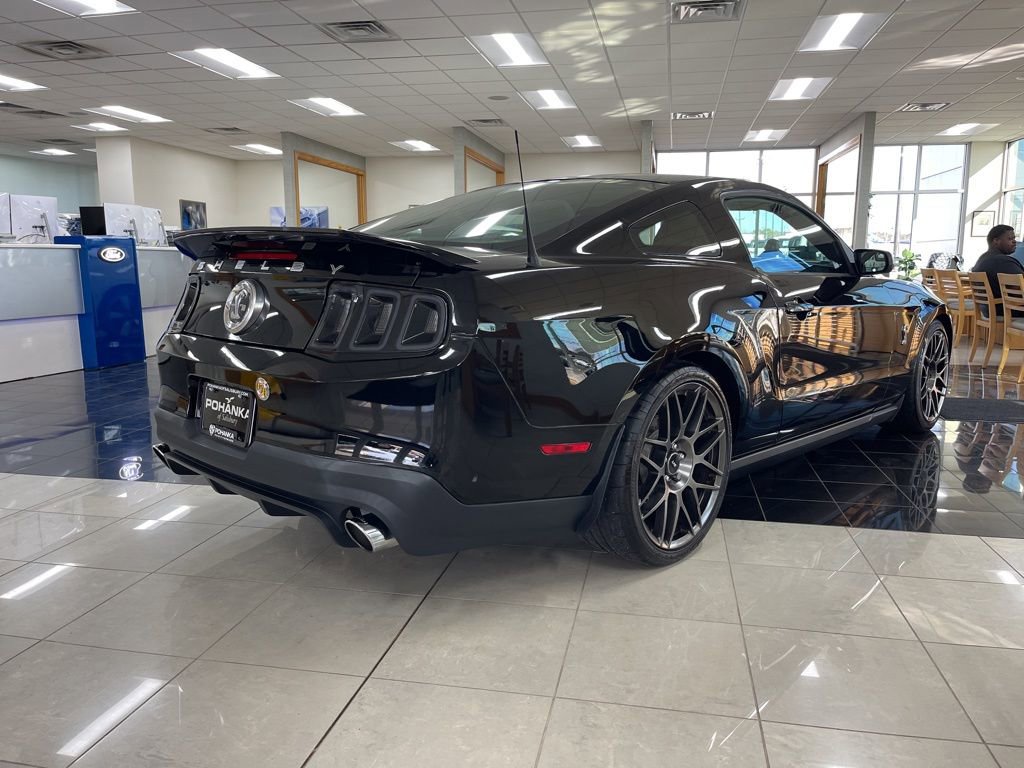 Used 2012 Ford Mustang Shelby GT500 w/ SVT Performance Pkg image 4