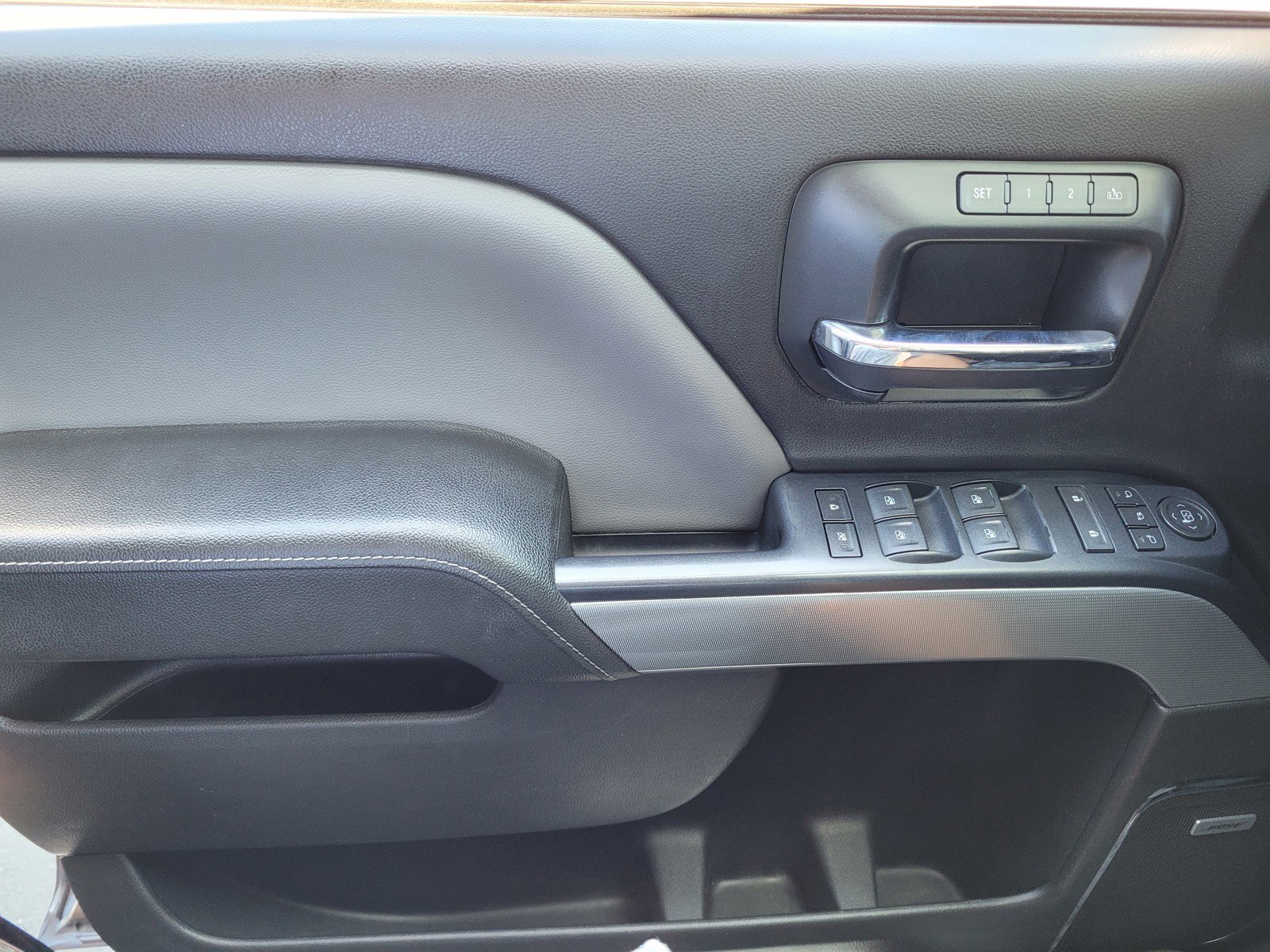 Used 2014 Chevrolet Silverado 1500 LTZ Z71 w/ LTZ Plus Package image 17