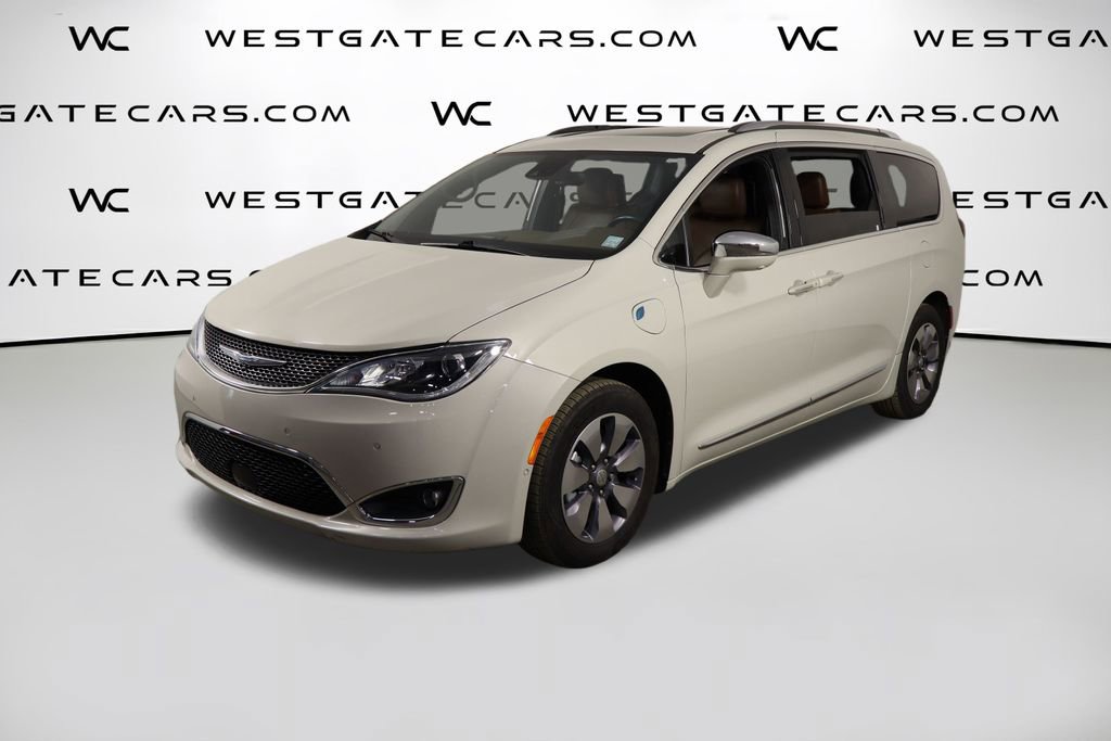 Used 2020 Chrysler Pacifica Limited w/ Advanced Safetytec Group