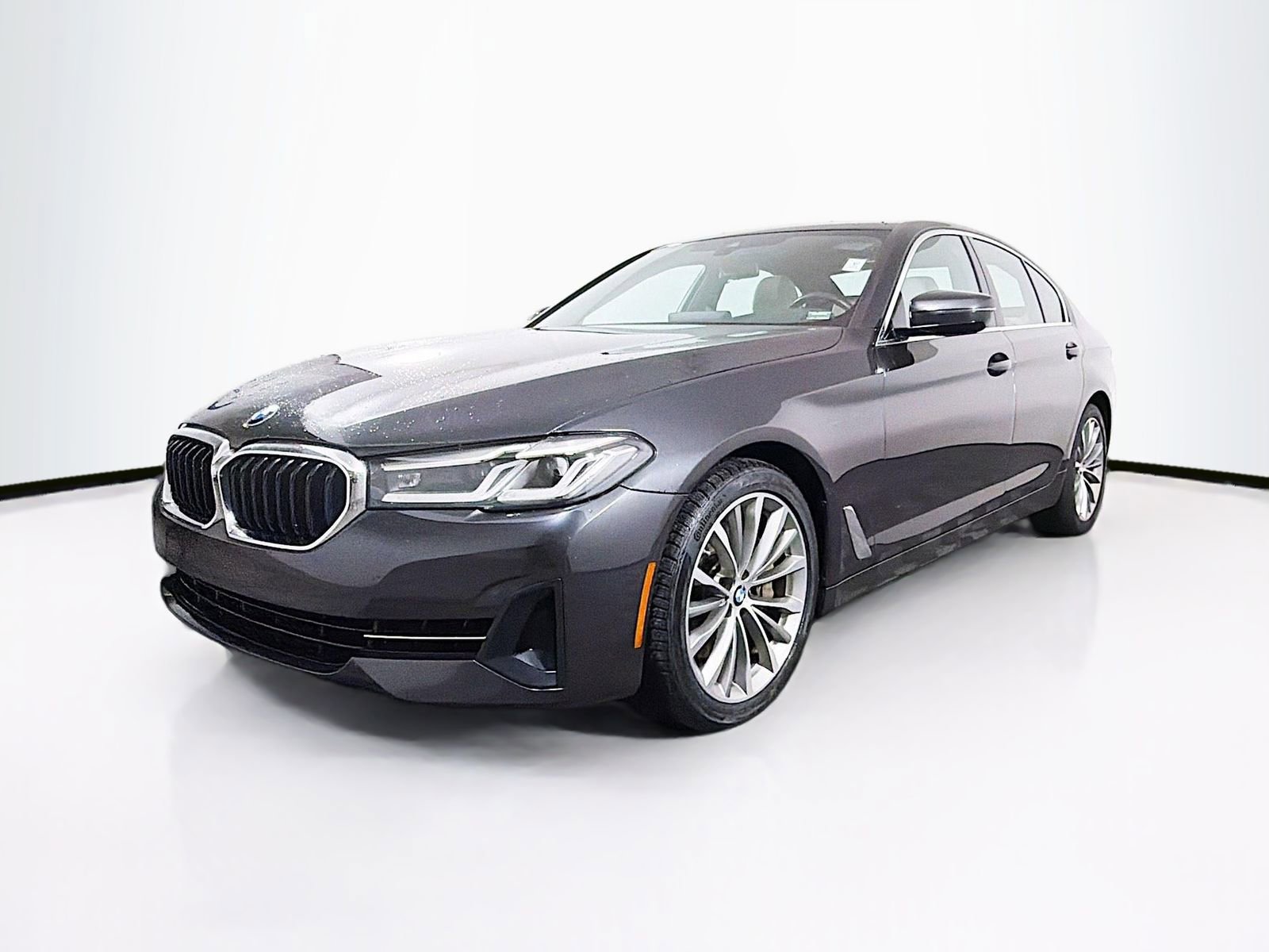 Used 2023 BMW 540i xDrive w/ Executive Package AWD/4WD image 3