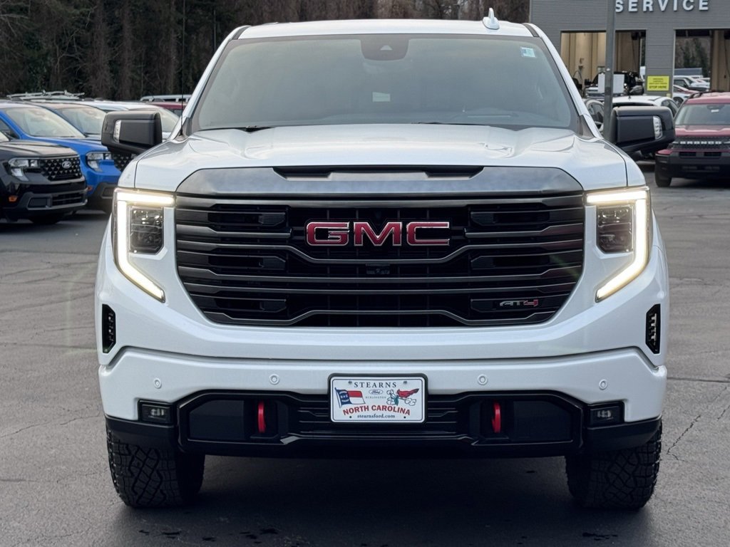 Used 2024 GMC Sierra 1500 AT4 w/ Technology Package image 16