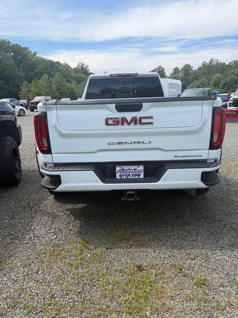 Used 2023 GMC Sierra 3500 Denali AWD/4WD image 16