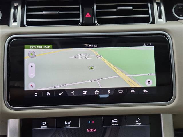 Used 2018 Land Rover Range Rover HSE AWD/4WD image 13