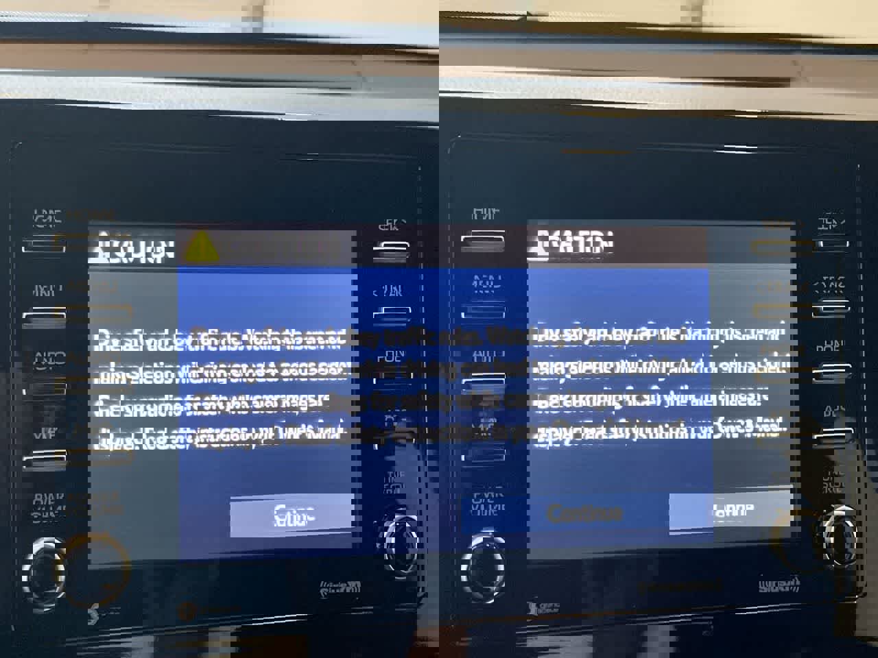 Used 2023 Toyota Camry SE image 16