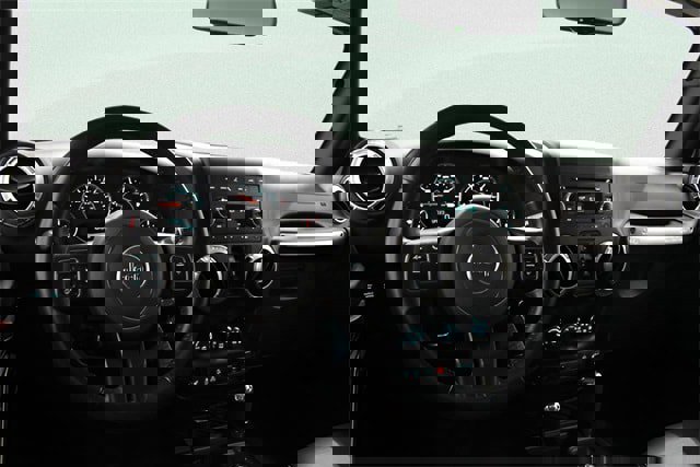 Used 2017 Jeep Wrangler Unlimited Rubicon w/ Cold Weather Group image 16