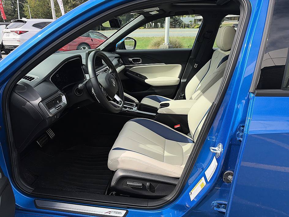 Used 2026 Acura Integra A-Spec FWD image 9