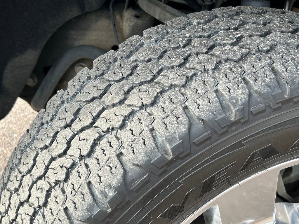 Used 2016 Chevrolet Silverado 2500 High Country w/ Duramax Plus Package image 32