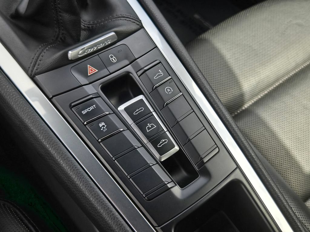 Used 2013 Porsche 911 Carrera RWD image 21