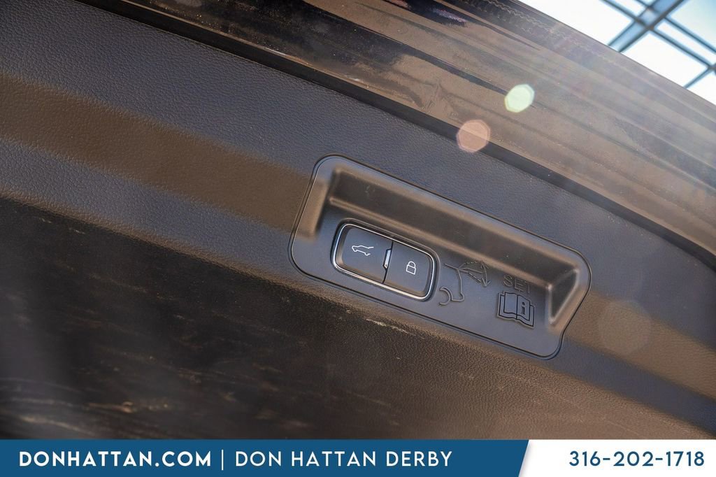 Used 2023 Ford Explorer XLT w/ Equipment Group 202A image 32