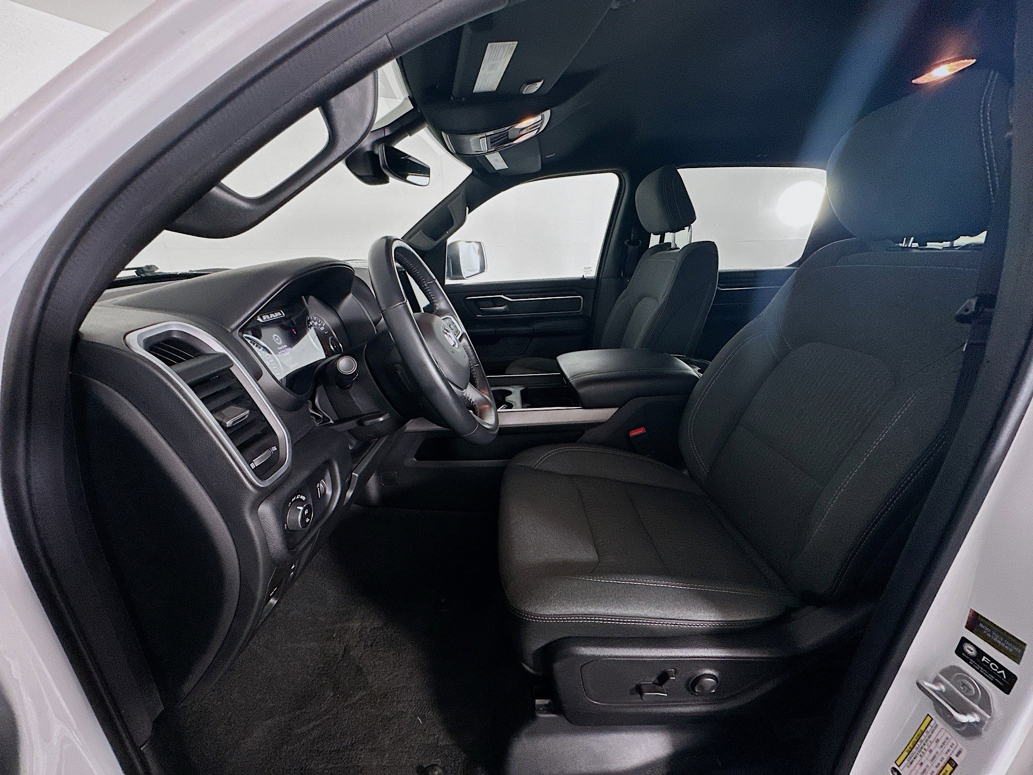 Used 2022 RAM 1500 Big Horn image 13