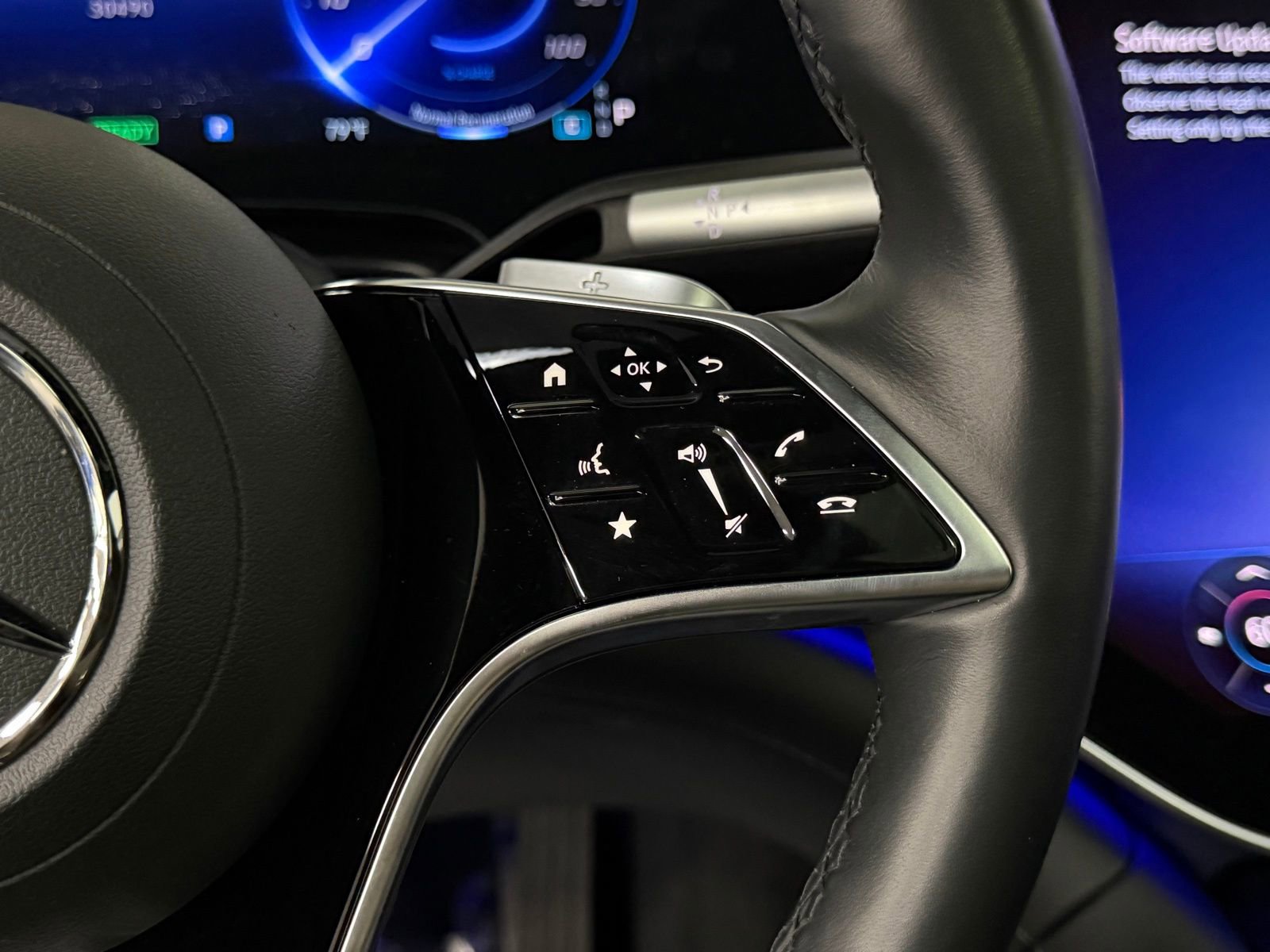 Certified 2023 Mercedes-Benz EQS 580 4MATIC Sedan image 30