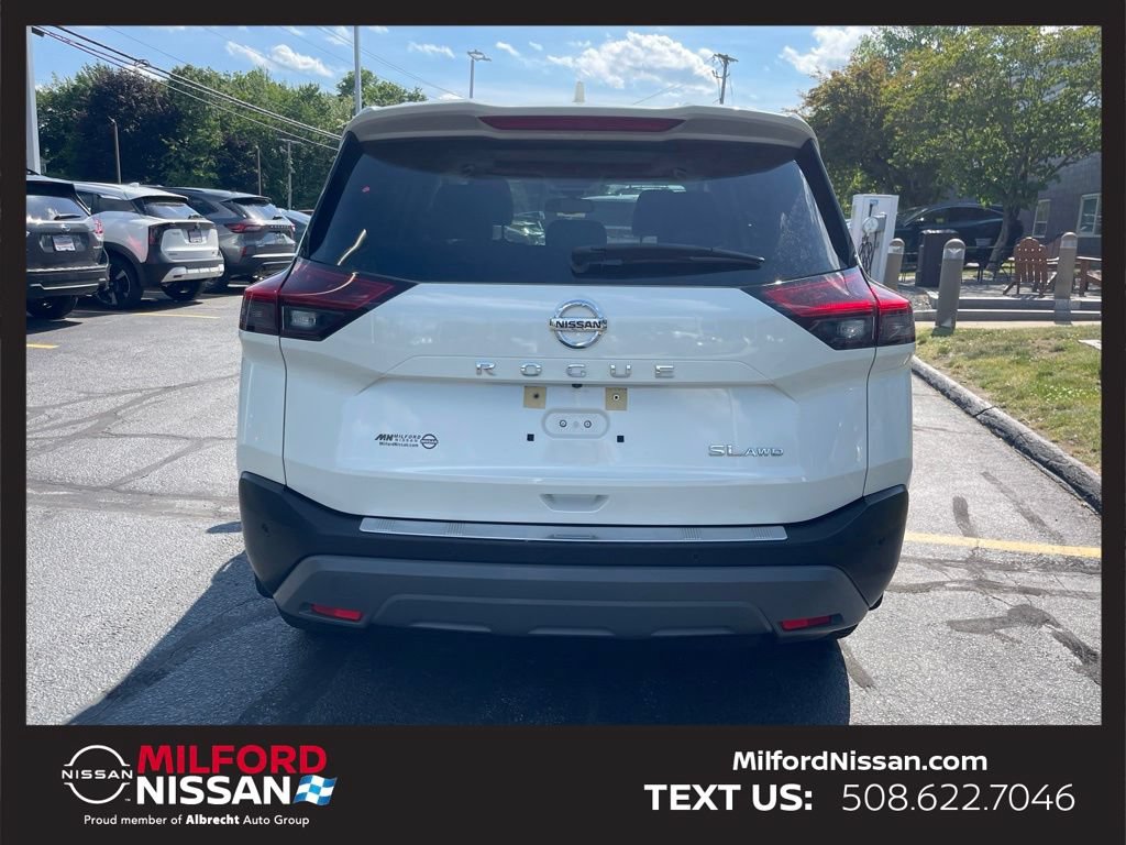 Certified 2021 Nissan Rogue SL w/ Premium Package AWD/4WD image 4