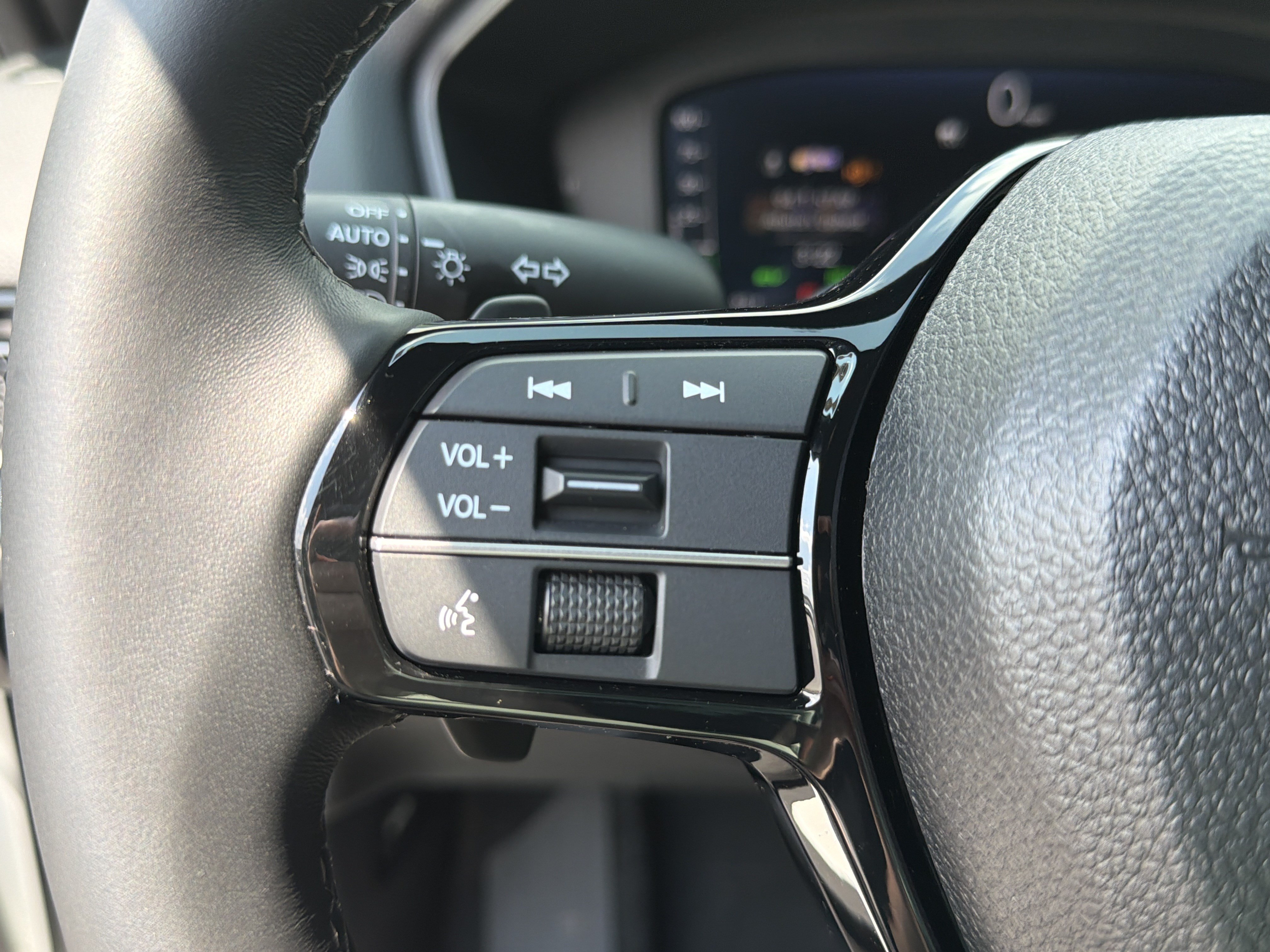 Used 2025 Honda Civic Sport Touring image 30
