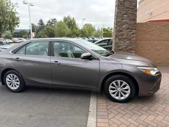 Used 2015 Toyota Camry LE FWD image 3