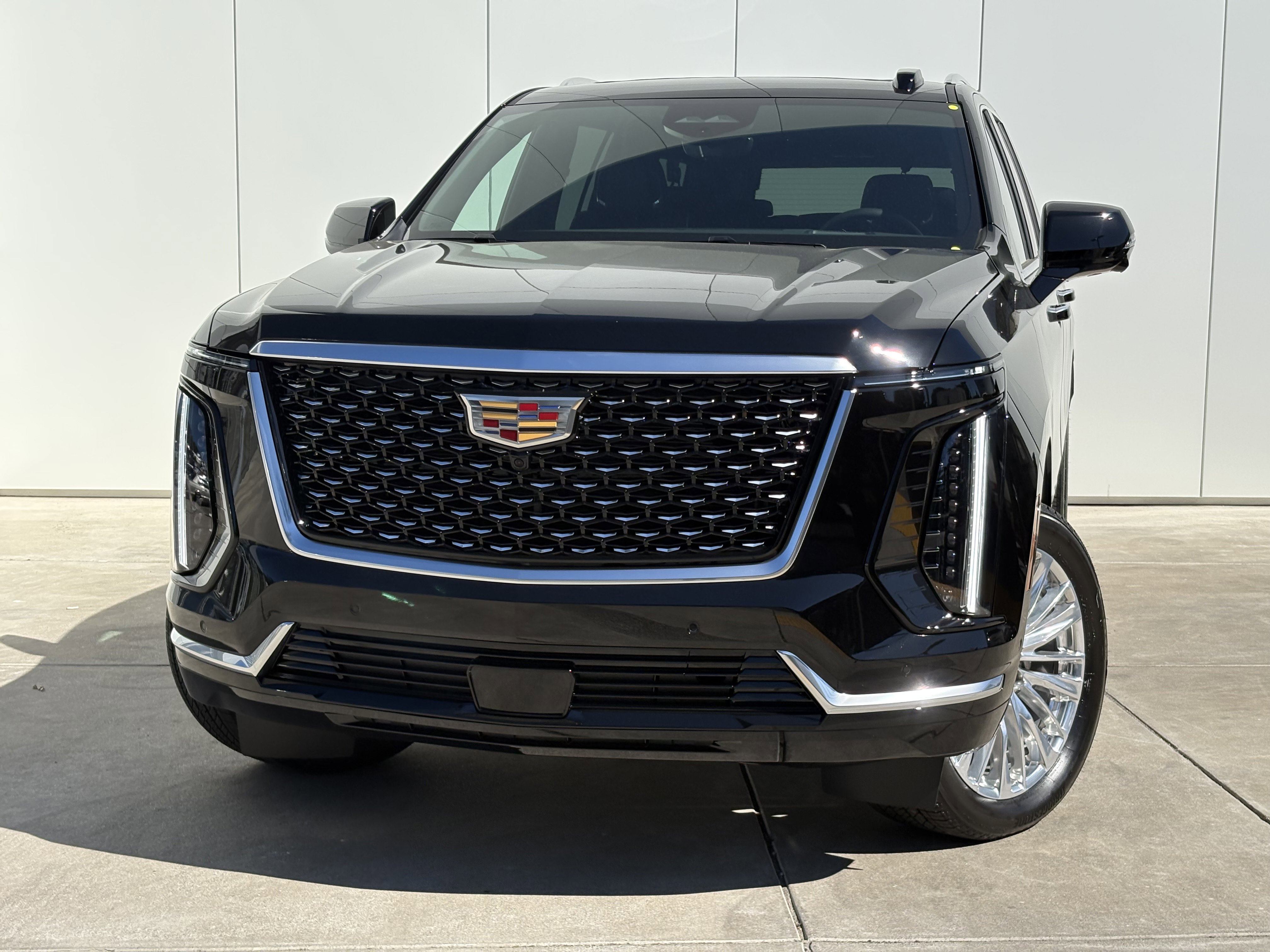 New 2026 Cadillac Escalade ESV Luxury image 1
