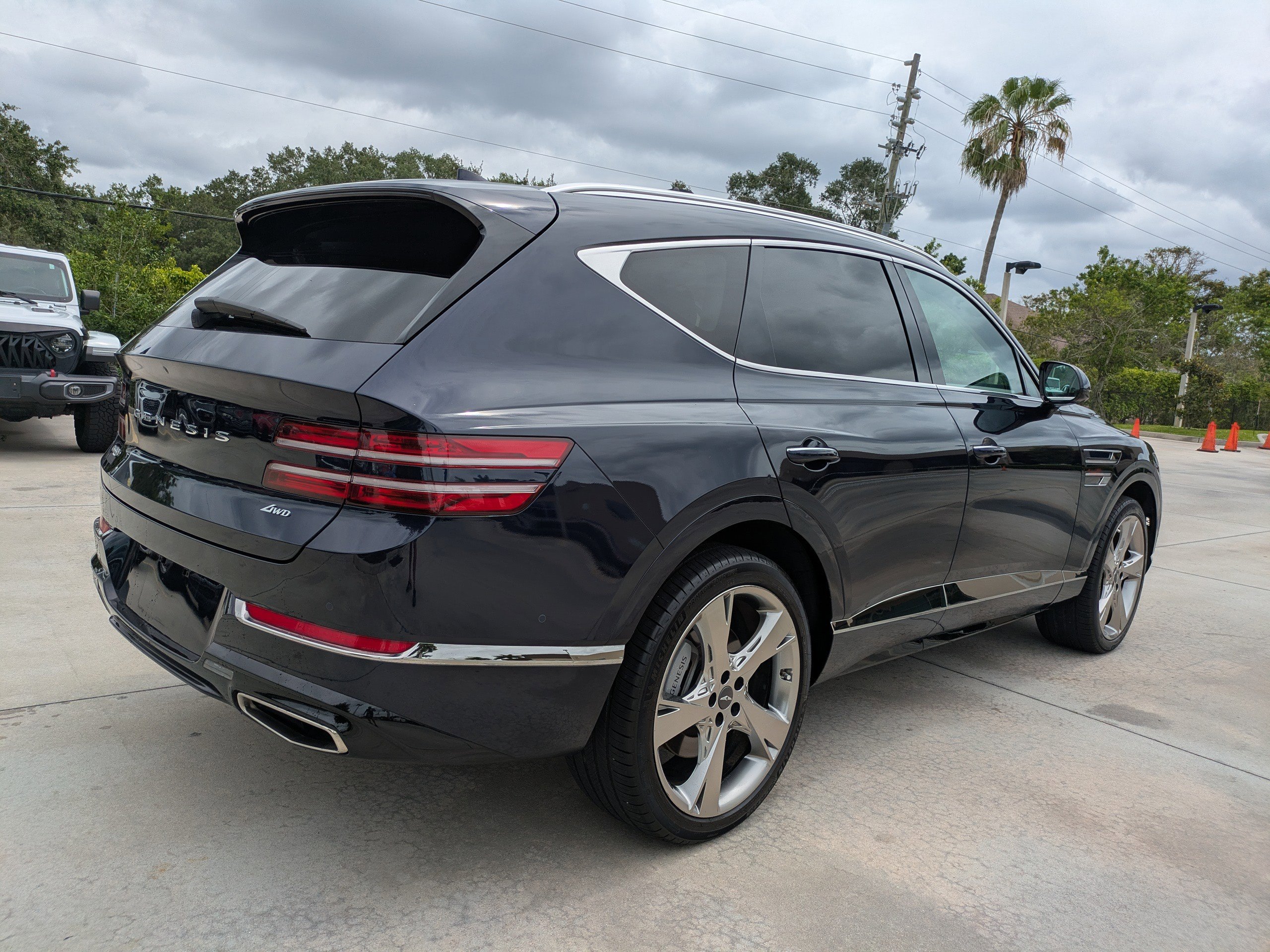 Certified 2024 Genesis GV80 2.5T w/ Prestige Package AWD/4WD image 2