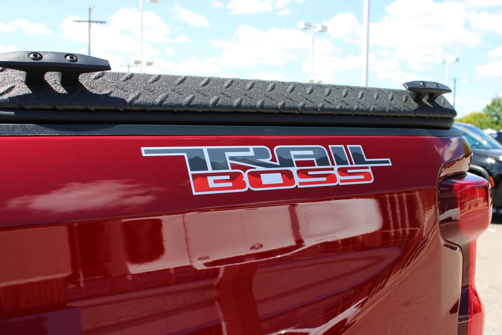 Certified 2025 Chevrolet Silverado 1500 LT Trail Boss w/ Convenience Package II AWD/4WD image 11