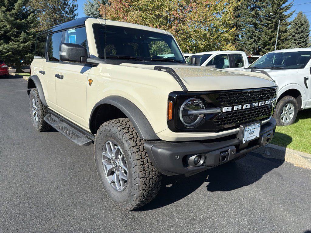 New 2025 Ford Bronco Badlands image 8