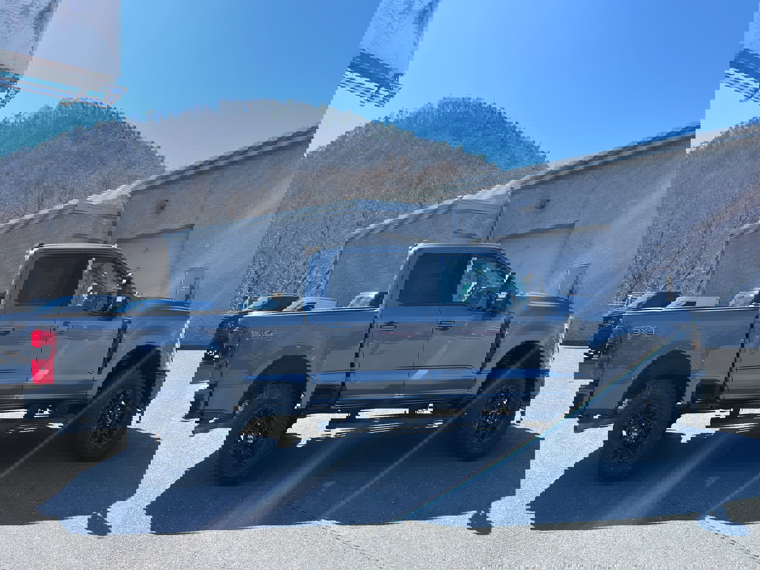 New 2026 Ford F350 Lariat w/ Black Appearance Package image 5