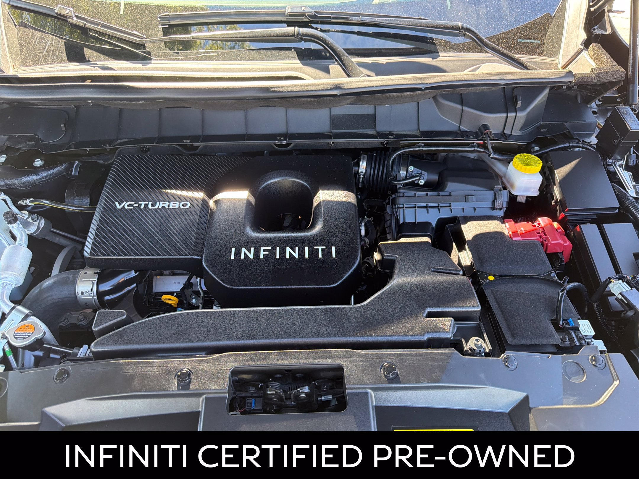 Certified 2025 INFINITI QX60 Luxe w/ Vision Package AWD/4WD image 18