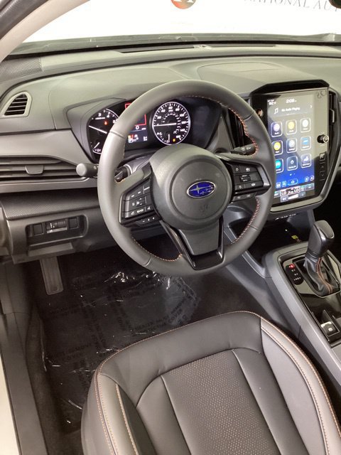 Used 2025 Subaru Crosstrek 2.5i Limited AWD/4WD image 8