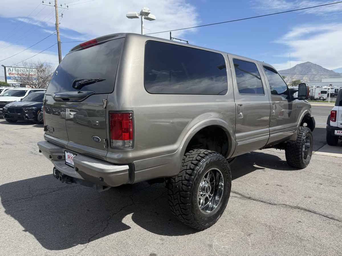 Used 2005 Ford Excursion Limited AWD/4WD image 6