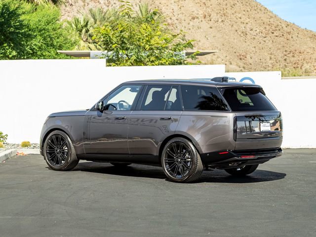 Used 2024 Land Rover Range Rover SE AWD/4WD image 9