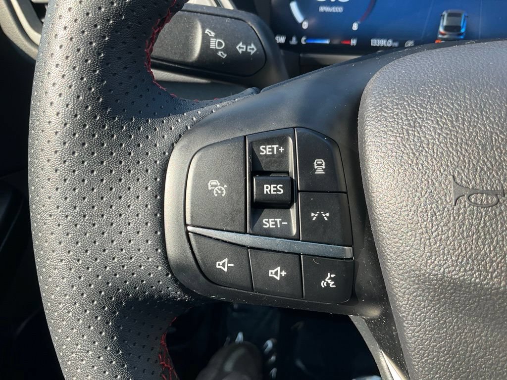 Used 2024 Ford Escape ST-Line Select w/ Tech Pack #2 AWD/4WD image 24