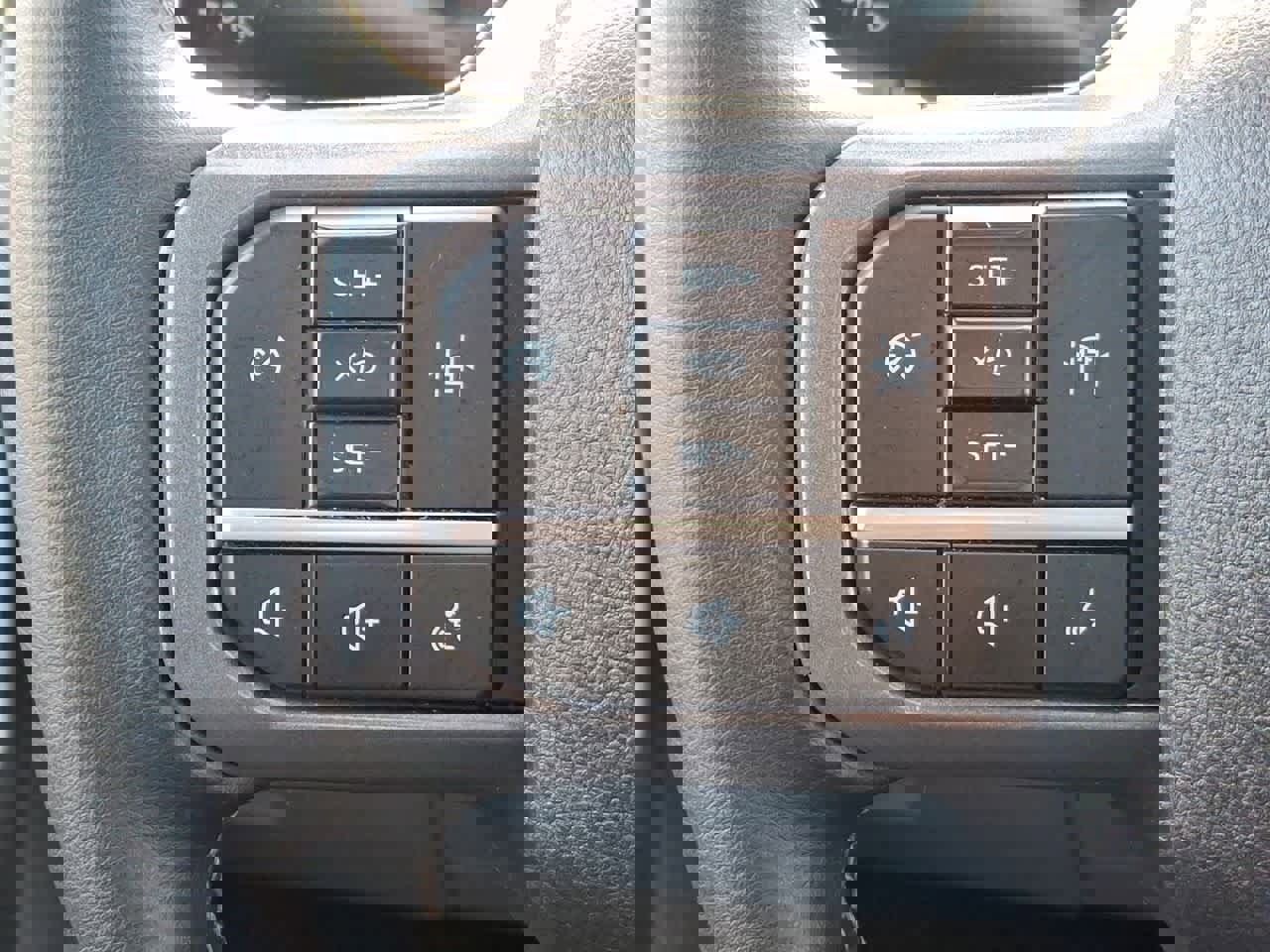 Used 2025 Ford F150 XLT w/ Equipment Group 301A Standard image 23