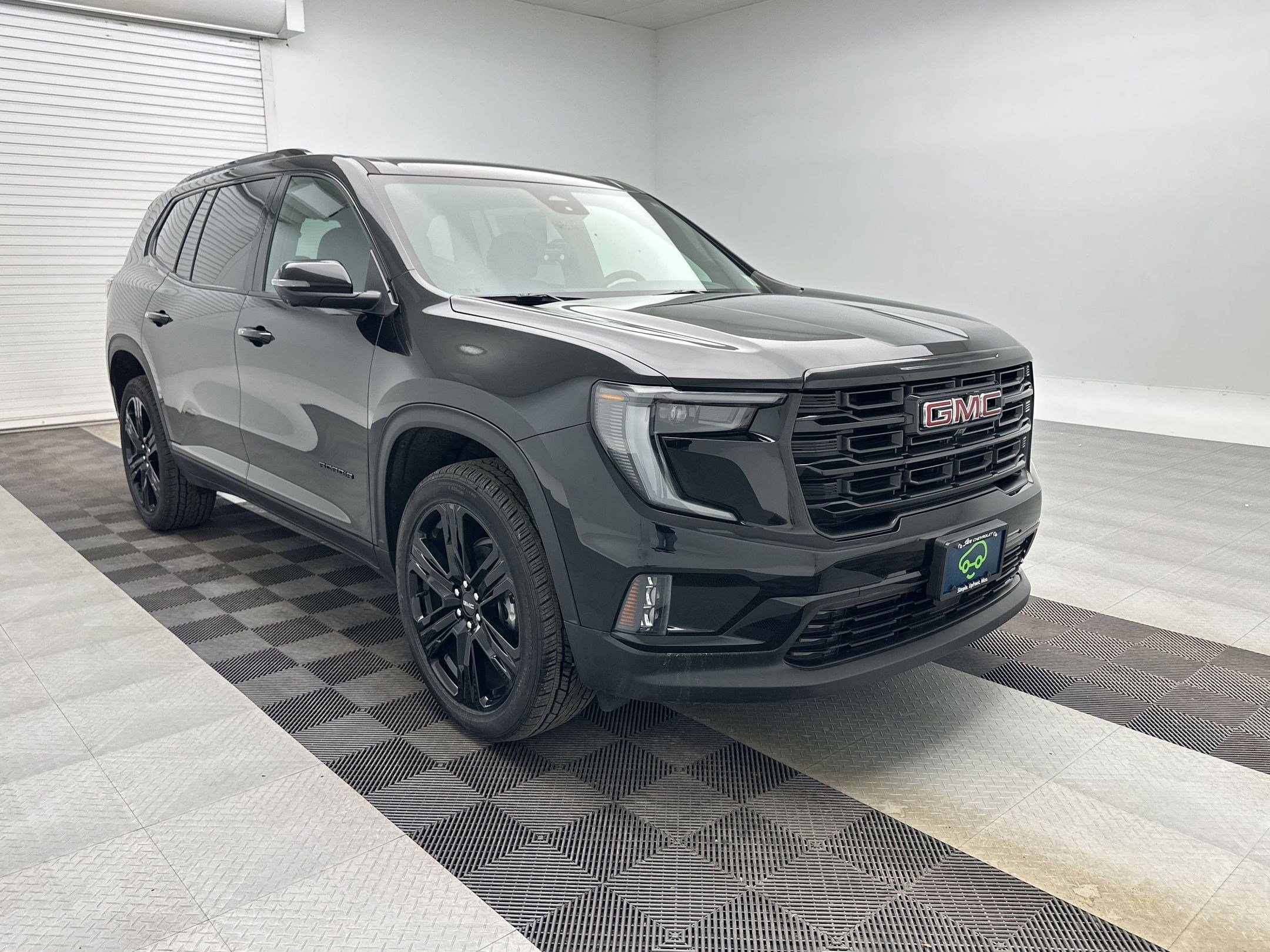 Used 2025 GMC Acadia Elevation w/ Elevation Premium Package image 7