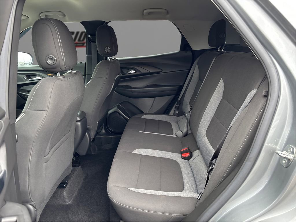 Used 2023 Chevrolet TrailBlazer LT FWD image 10