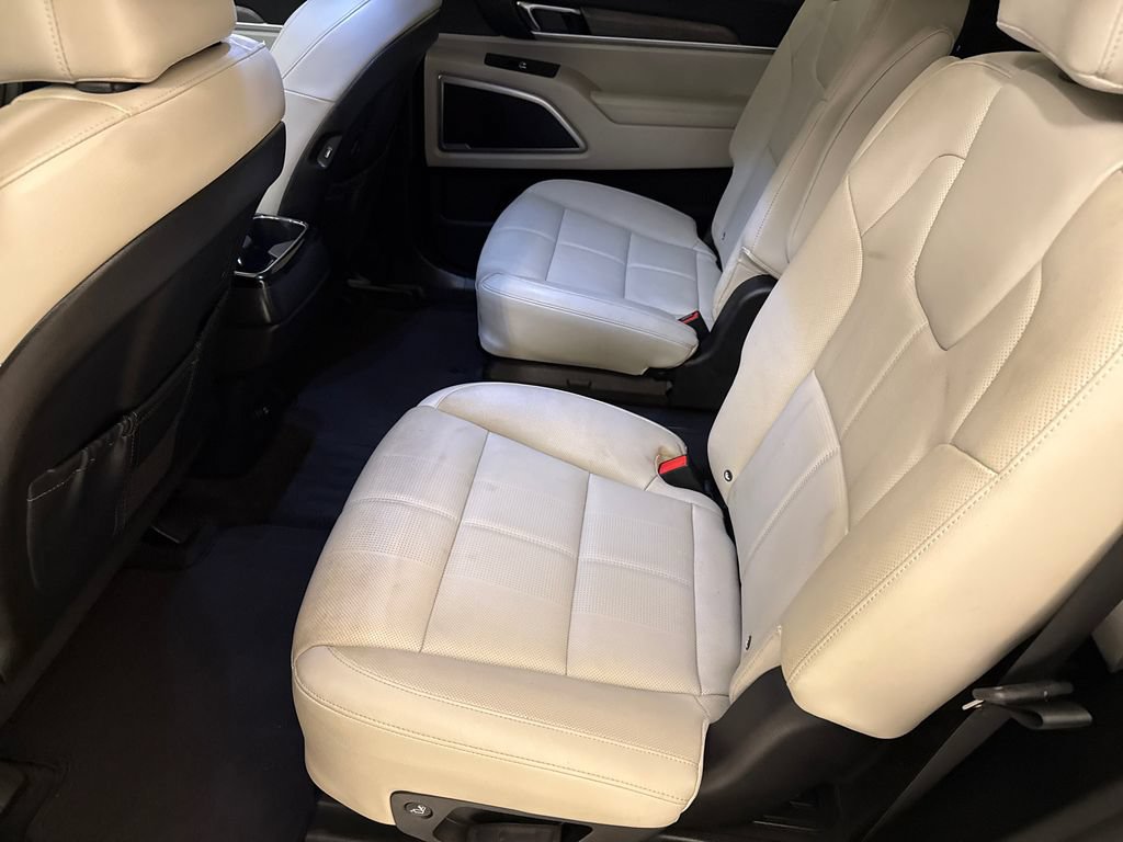 Used 2022 Kia Telluride EX w/ EX Premium Package FWD image 18