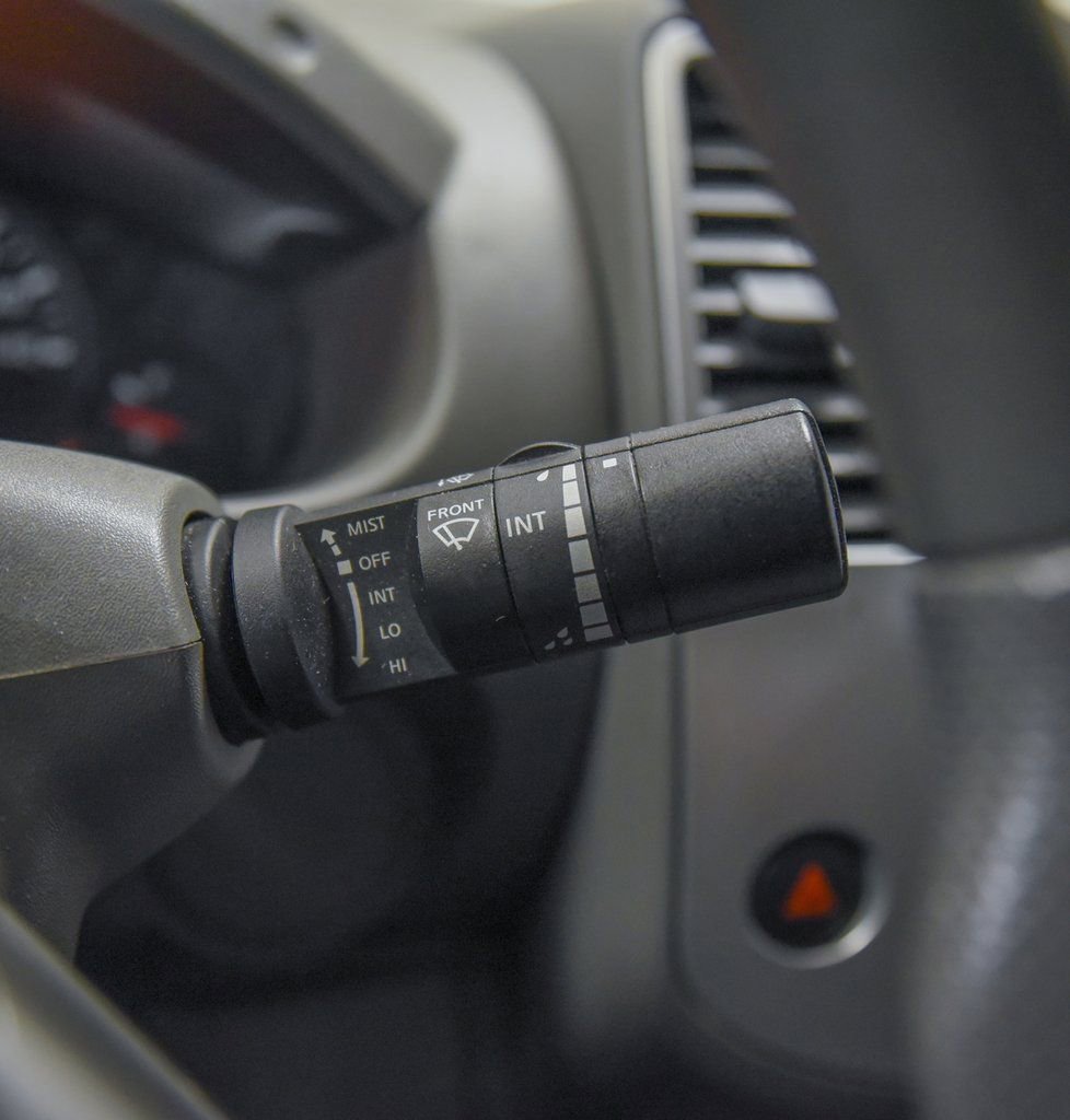 Used 2021 Nissan Frontier SV w/ Midnight Edition Floor Mats AWD/4WD image 22